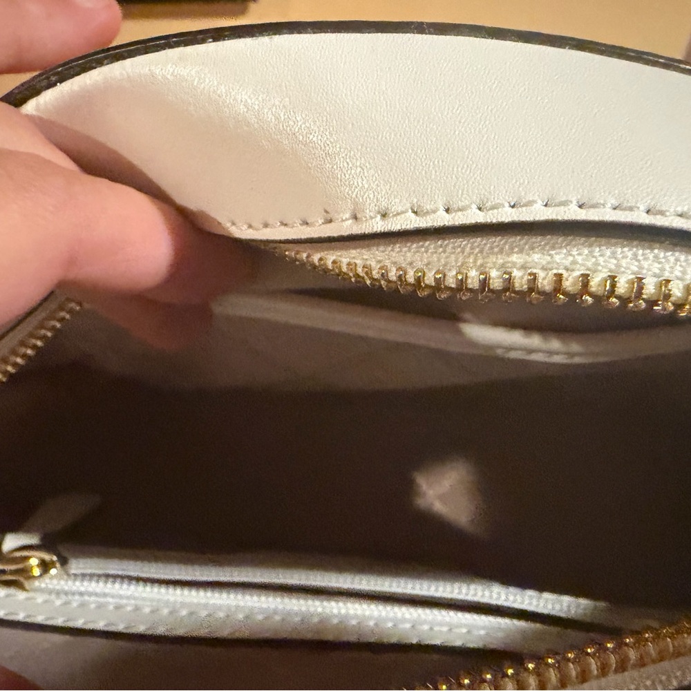 Micheal Kors rainbow cross body purse - Picture 4 of 4